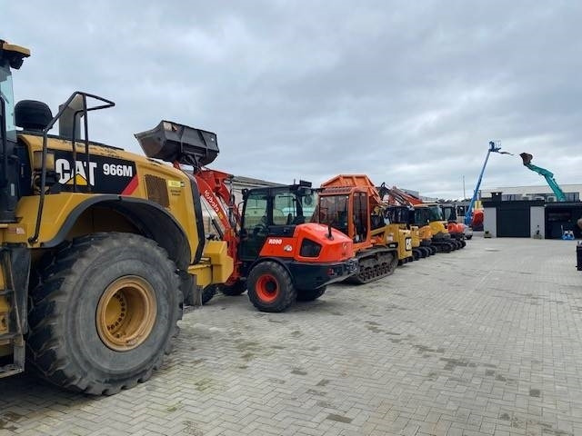 Wheel loader Kubota R 090: picture 18