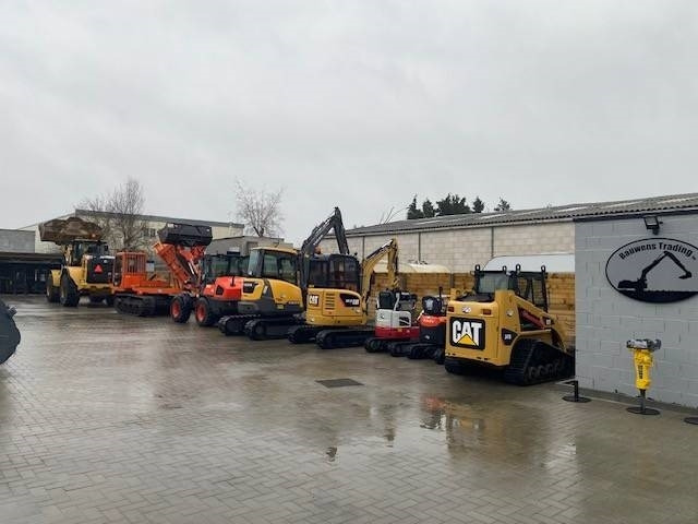 Wheel loader Kubota R 090: picture 45