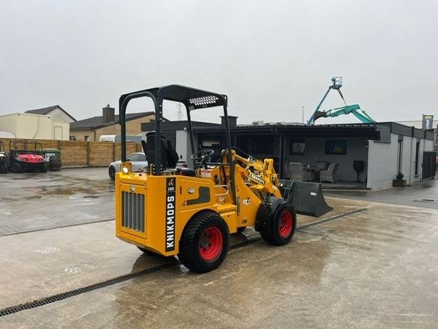 Wheel loader Kubota R 090: picture 32