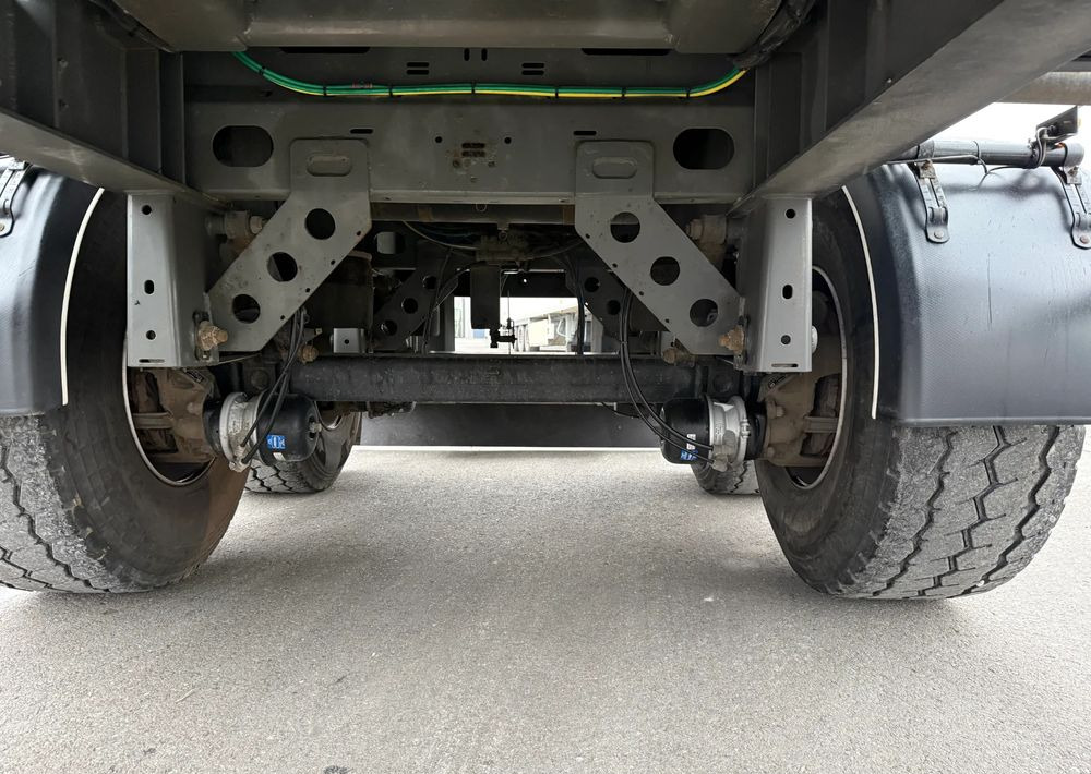 Tipper semi-trailer Benalu Invepe Joluso 25 m3 ELEKTRYCZNY DACH: picture 10 Tipper semi-trailer Benalu Invepe Joluso 25 m3 ELEKTRYCZNY DACH: picture 10