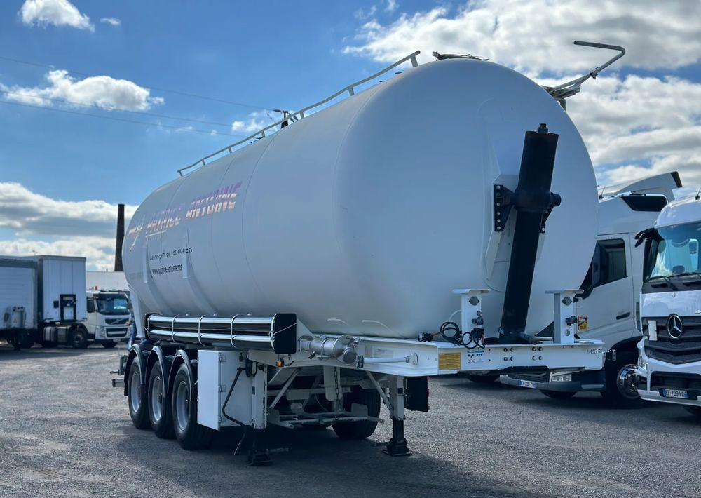 General Trailer 43 m3 KIPPER - Tank semi-trailer: picture 1 General Trailer 43 m3 KIPPER - Tank semi-trailer: picture 1