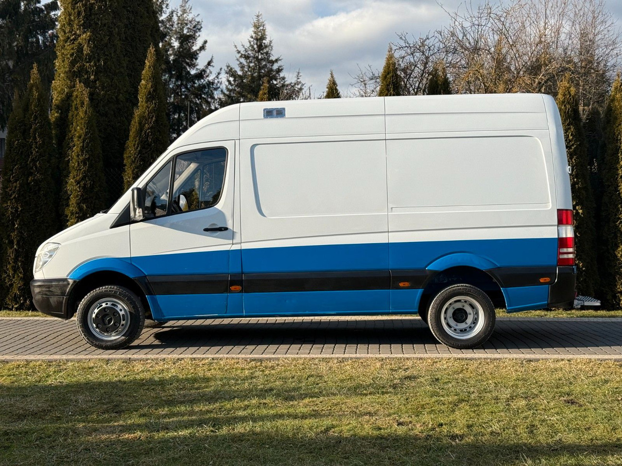 Mercedes-Benz SPRINTER 516 3,5 T FURGON - Box van: picture 4 Mercedes-Benz SPRINTER 516 3,5 T FURGON - Box van: picture 4