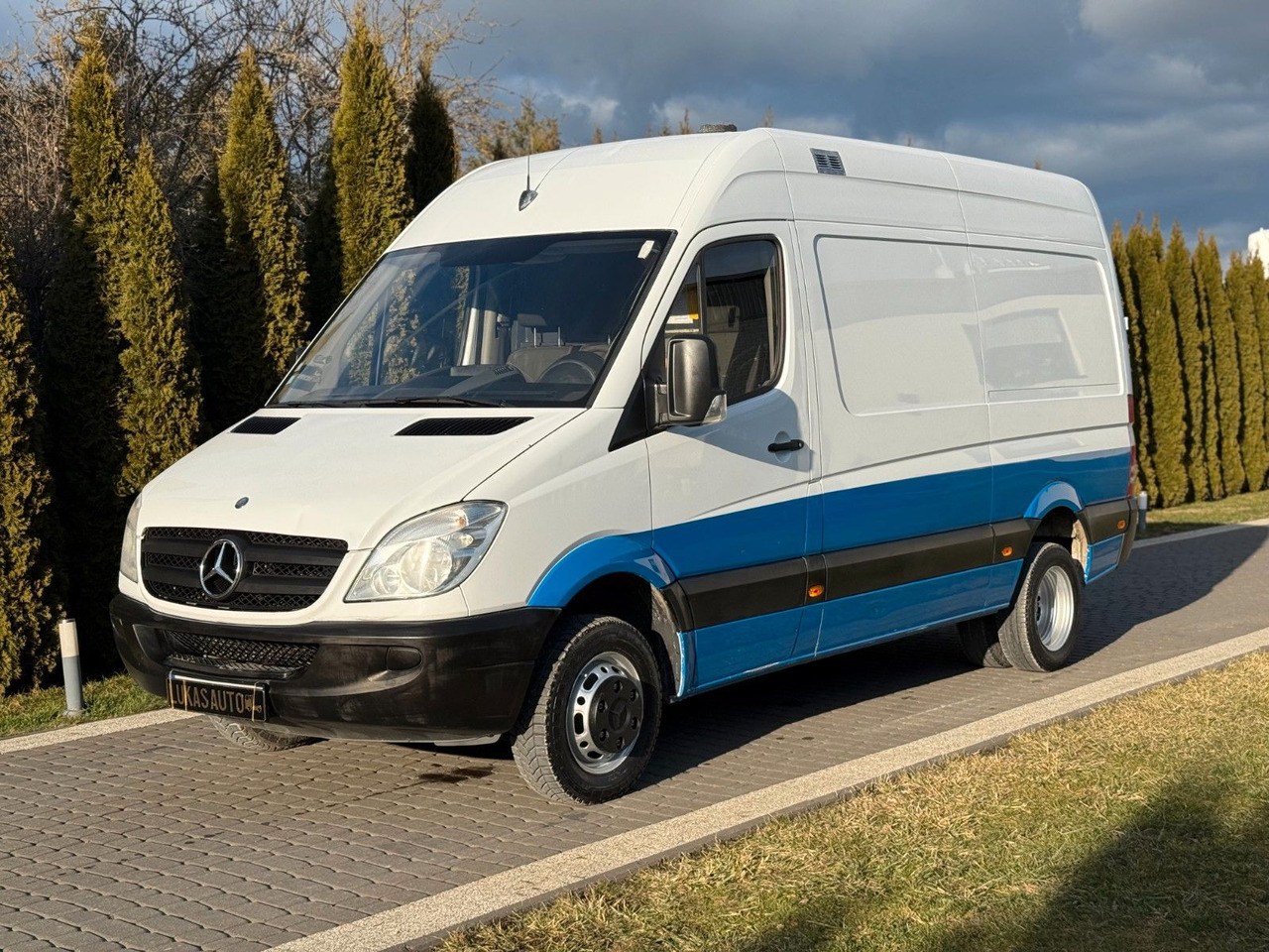 Mercedes-Benz SPRINTER 516 3,5 T FURGON - Box van: picture 1 Mercedes-Benz SPRINTER 516 3,5 T FURGON - Box van: picture 1