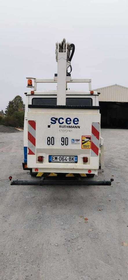 Mercedes-Benz VARIO 815 D 17 M - Truck mounted aerial platform: picture 5 Mercedes-Benz VARIO 815 D 17 M - Truck mounted aerial platform: picture 5