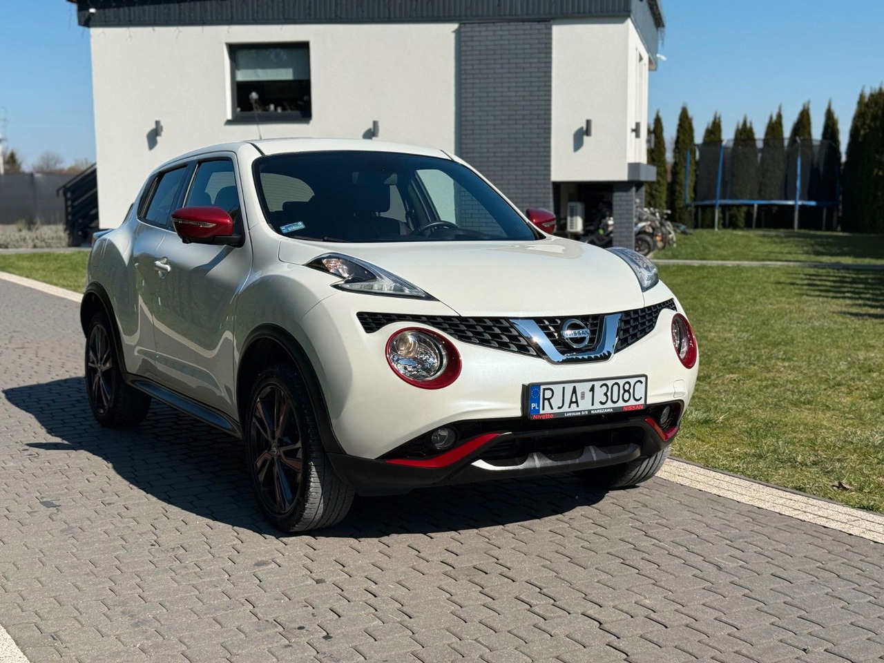 Nissan Juke N-Connecta - SUV: picture 4 Nissan Juke N-Connecta - SUV: picture 4