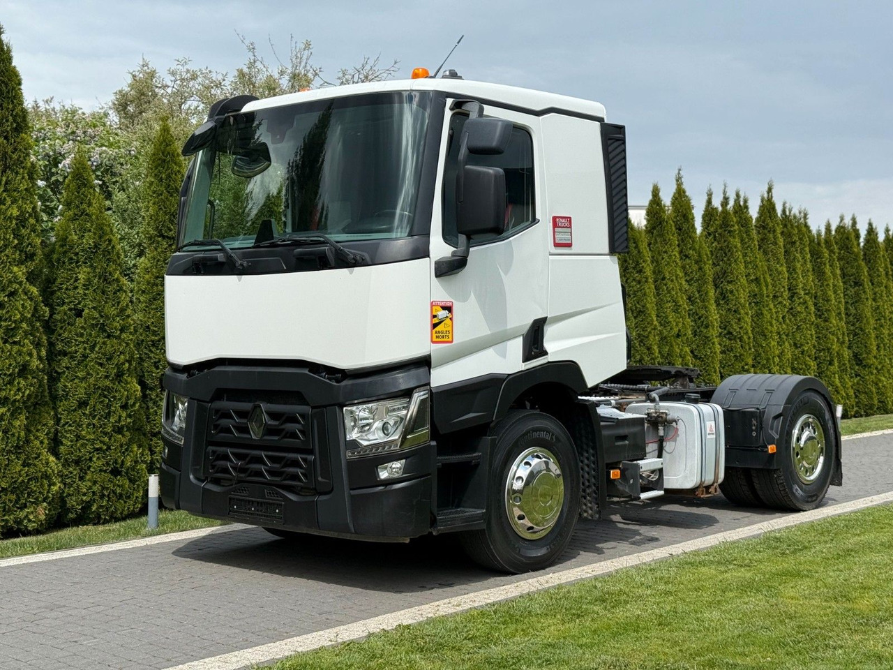 Renault T 460 RETARDER HYDRAULIC - Tractor unit: picture 1 Renault T 460 RETARDER HYDRAULIC - Tractor unit: picture 1