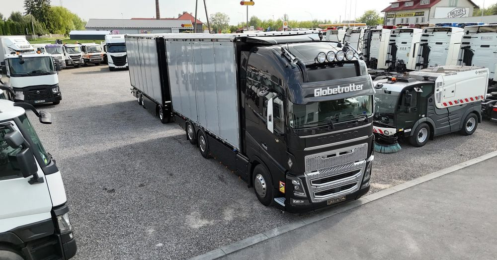 Box truck Volvo FH16 660 HP TANDEM 6x2 LIMITED EDITION: picture 1