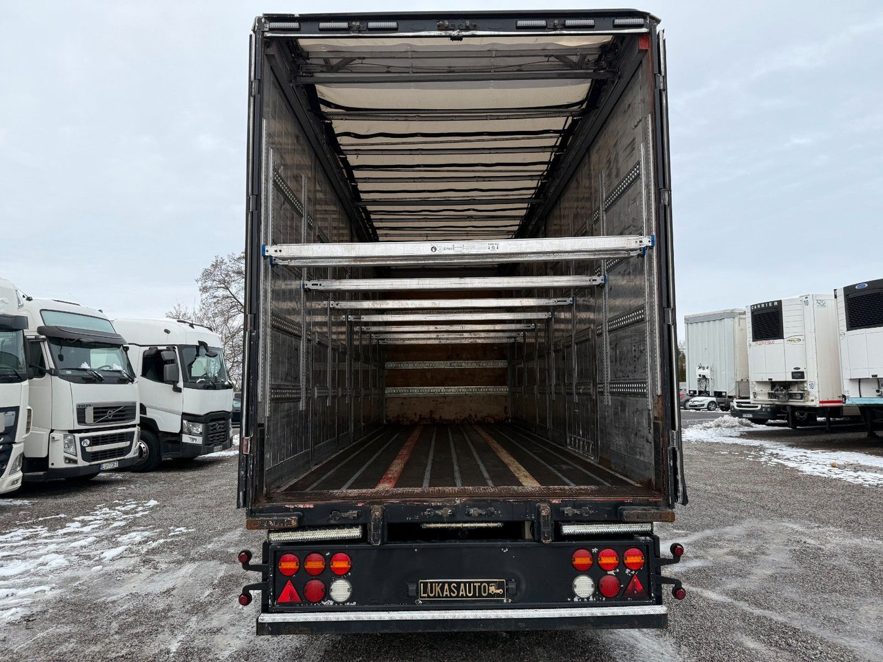 Volvo FH16 660 HP XL  TANDEM 6x2 LIMITED EDITION leasing Volvo FH16 660 HP XL  TANDEM 6x2 LIMITED EDITION: picture 10