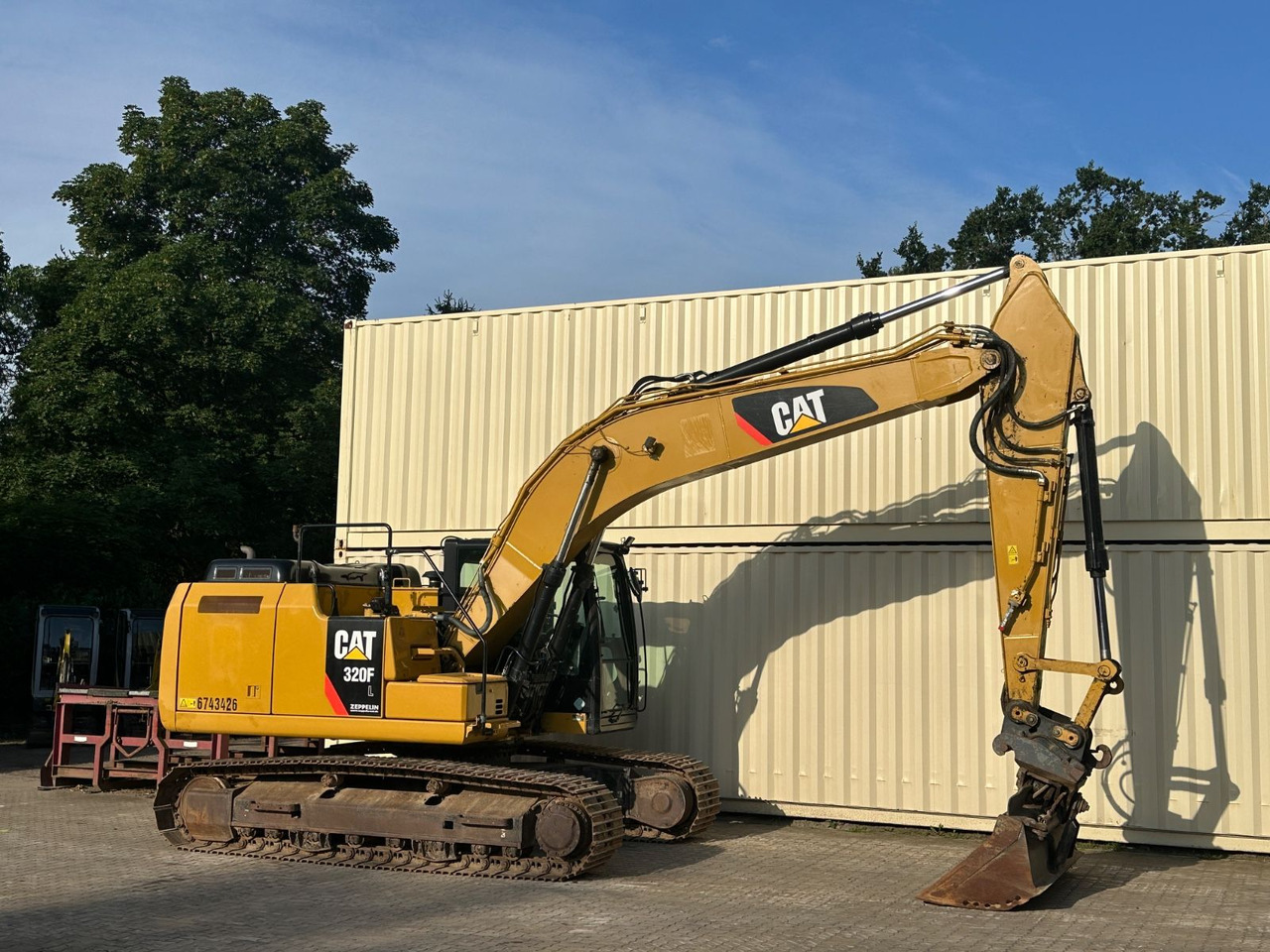 CAT 320FL / 2017 BJ / 9.933 H / Deutsche Maschine - Crawler excavator: picture 4 CAT 320FL / 2017 BJ / 9.933 H / Deutsche Maschine - Crawler excavator: picture 4