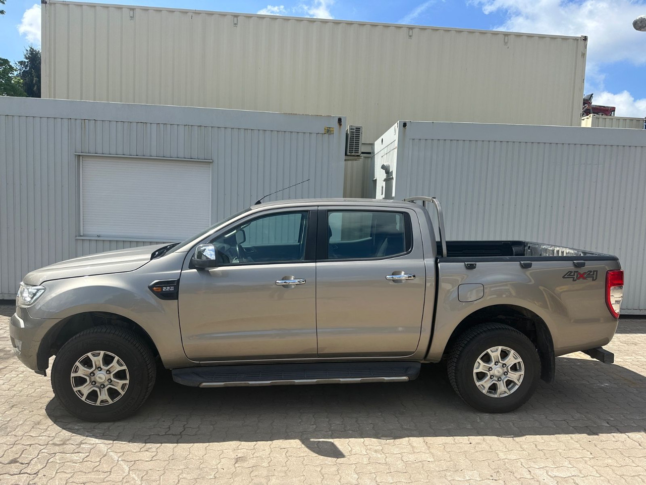 Ford Ranger XLT Doppelkabine 4x4 - SUV: picture 2 Ford Ranger XLT Doppelkabine 4x4 - SUV: picture 2