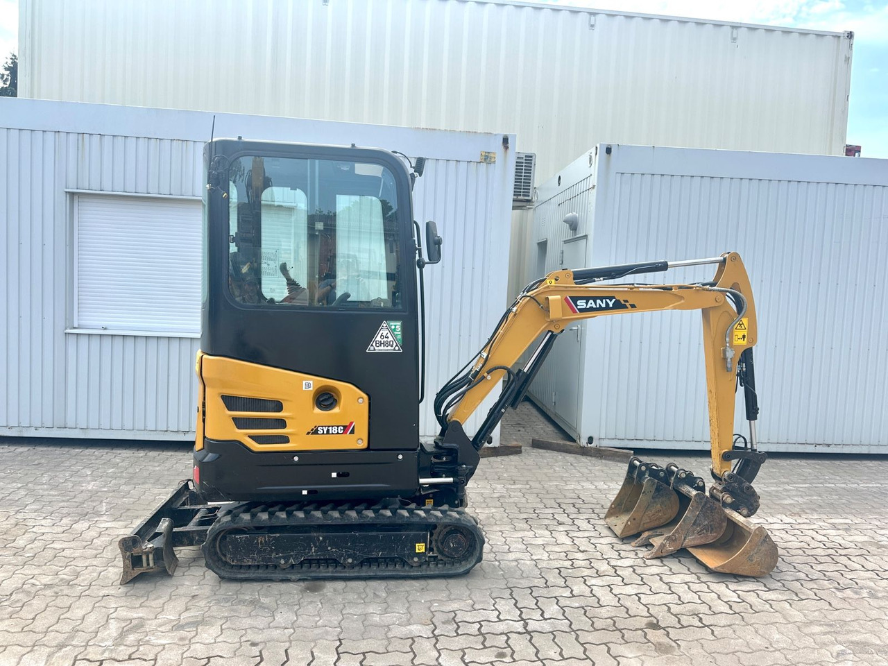 Sany SY18C / 2023 BJ / 181 H / 3 x Löffel - Mini excavator: picture 5 Sany SY18C / 2023 BJ / 181 H / 3 x Löffel - Mini excavator: picture 5