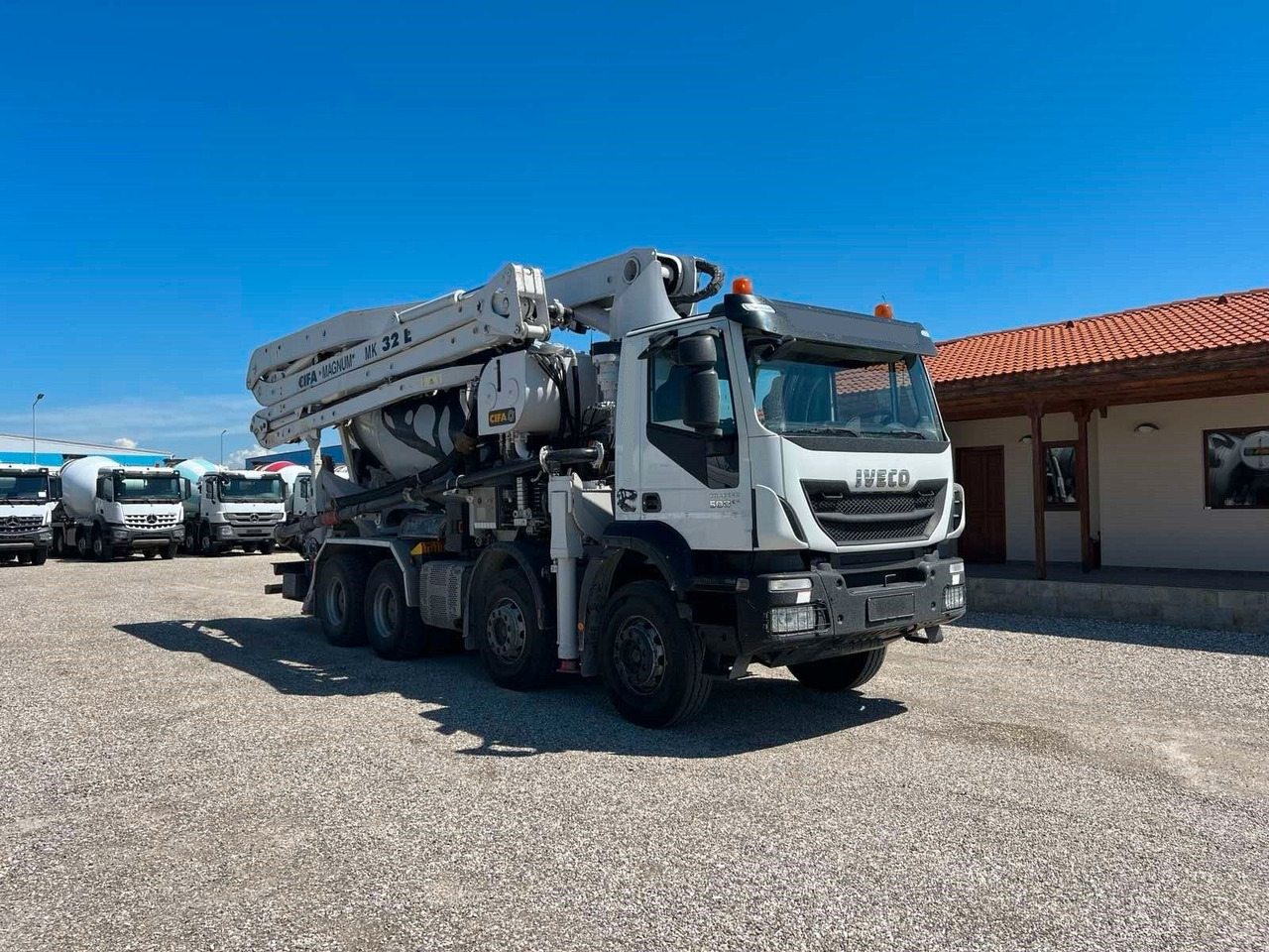 Iveco TRAKKER 500 CIFA MAGNUM MK32L - Mixer pump truck: picture 1 Iveco TRAKKER 500 CIFA MAGNUM MK32L - Mixer pump truck: picture 1