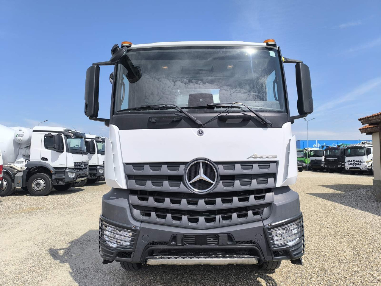 MERCEDES-BENZ AROCS 3342 CIFA MK25H - Mixer pump truck: picture 2 MERCEDES-BENZ AROCS 3342 CIFA MK25H - Mixer pump truck: picture 2