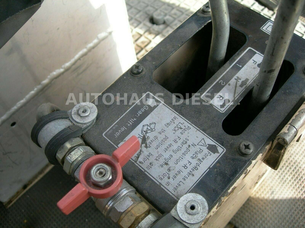 Diesel forklift Mitsubishi FD 135: picture 8