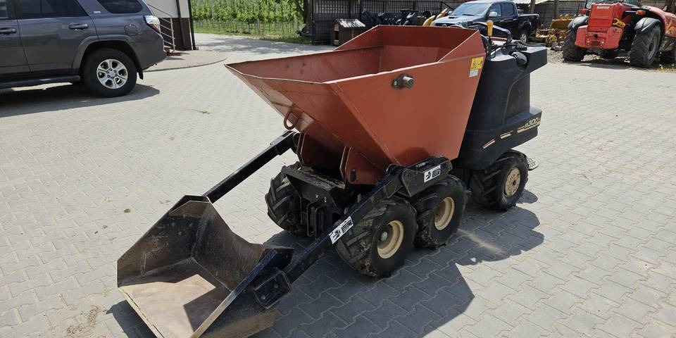 Wozidło samozaładowcze Ditch Witch R300 koparka łańcuchowa - Mini dumper: picture 2 Wozidło samozaładowcze Ditch Witch R300 koparka łańcuchowa - Mini dumper: picture 2