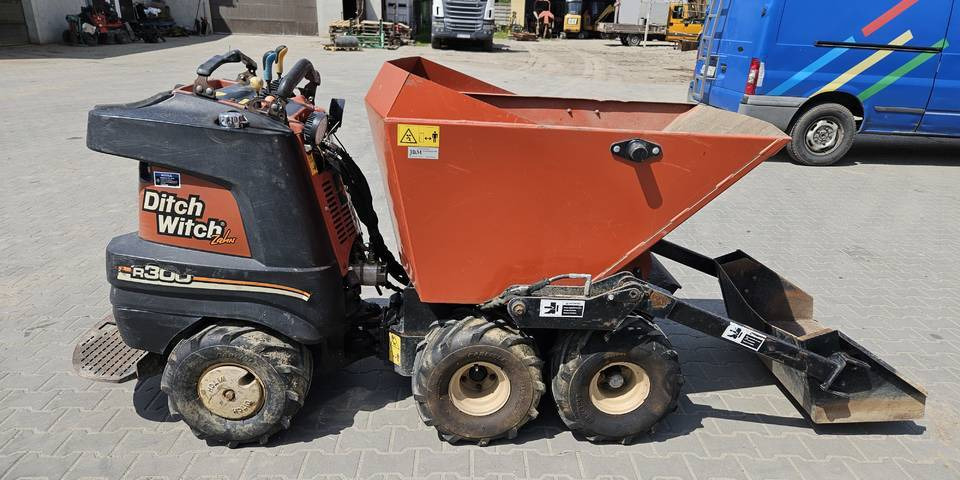Wozidło samozaładowcze Ditch Witch R300 koparka łańcuchowa - Mini dumper: picture 5 Wozidło samozaładowcze Ditch Witch R300 koparka łańcuchowa - Mini dumper: picture 5