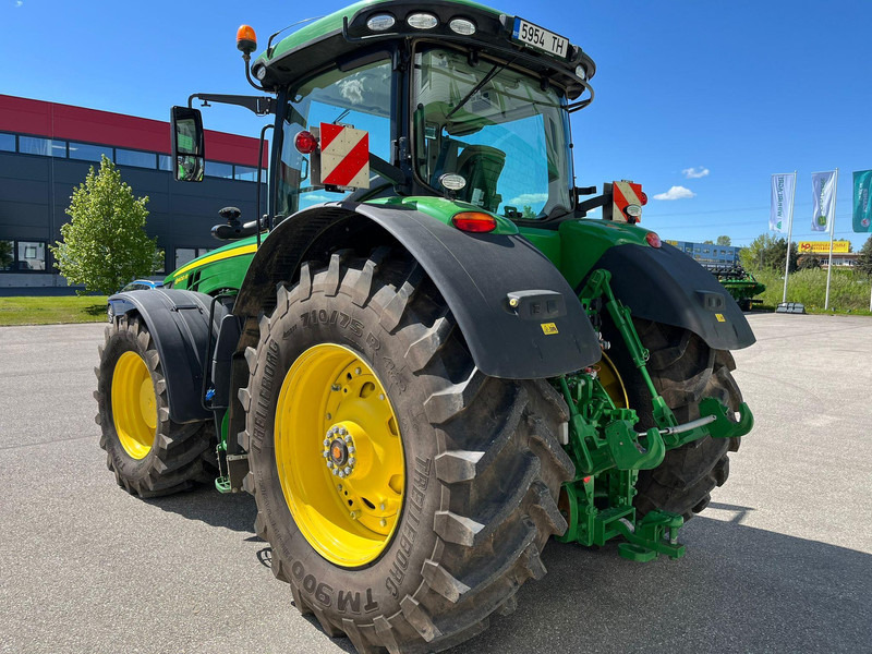 John Deere 8400R - Farm tractor: picture 3 John Deere 8400R - Farm tractor: picture 3