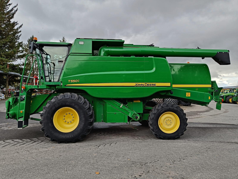 John Deere T550 leasing John Deere T550: picture 6
