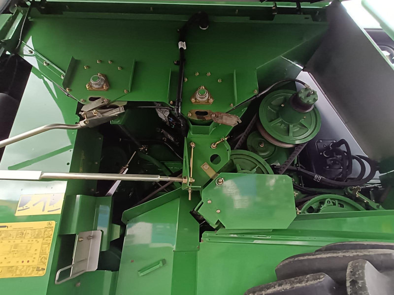 John Deere T550 leasing John Deere T550: picture 12