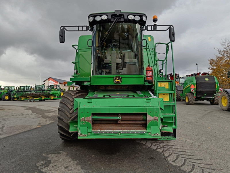 John Deere T550 leasing John Deere T550: picture 8