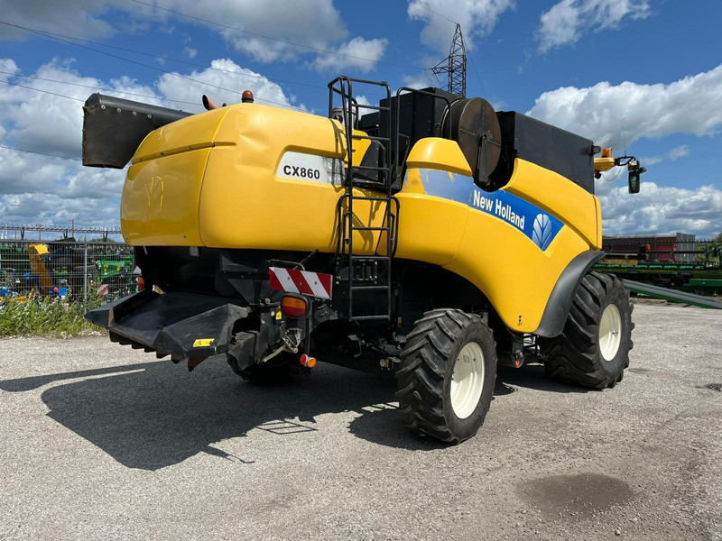 New Holland CX 860 - Combine harvester: picture 3 New Holland CX 860 - Combine harvester: picture 3