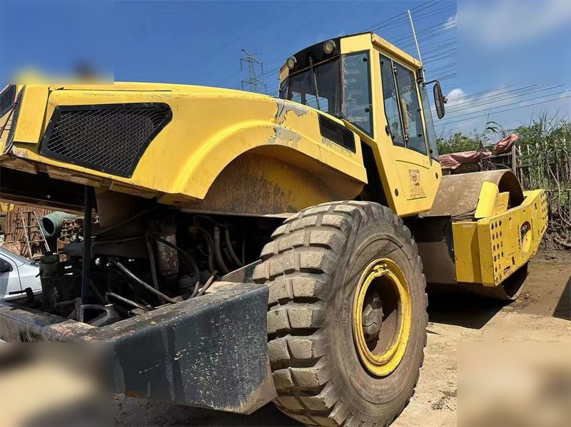 BOMAG BW226DH-4 - Roller: picture 5 BOMAG BW226DH-4 - Roller: picture 5