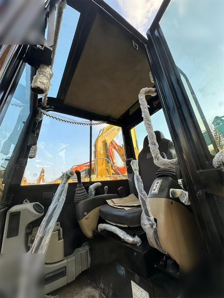 CATERPILLAR 305.5E - Mini excavator: picture 4 CATERPILLAR 305.5E - Mini excavator: picture 4