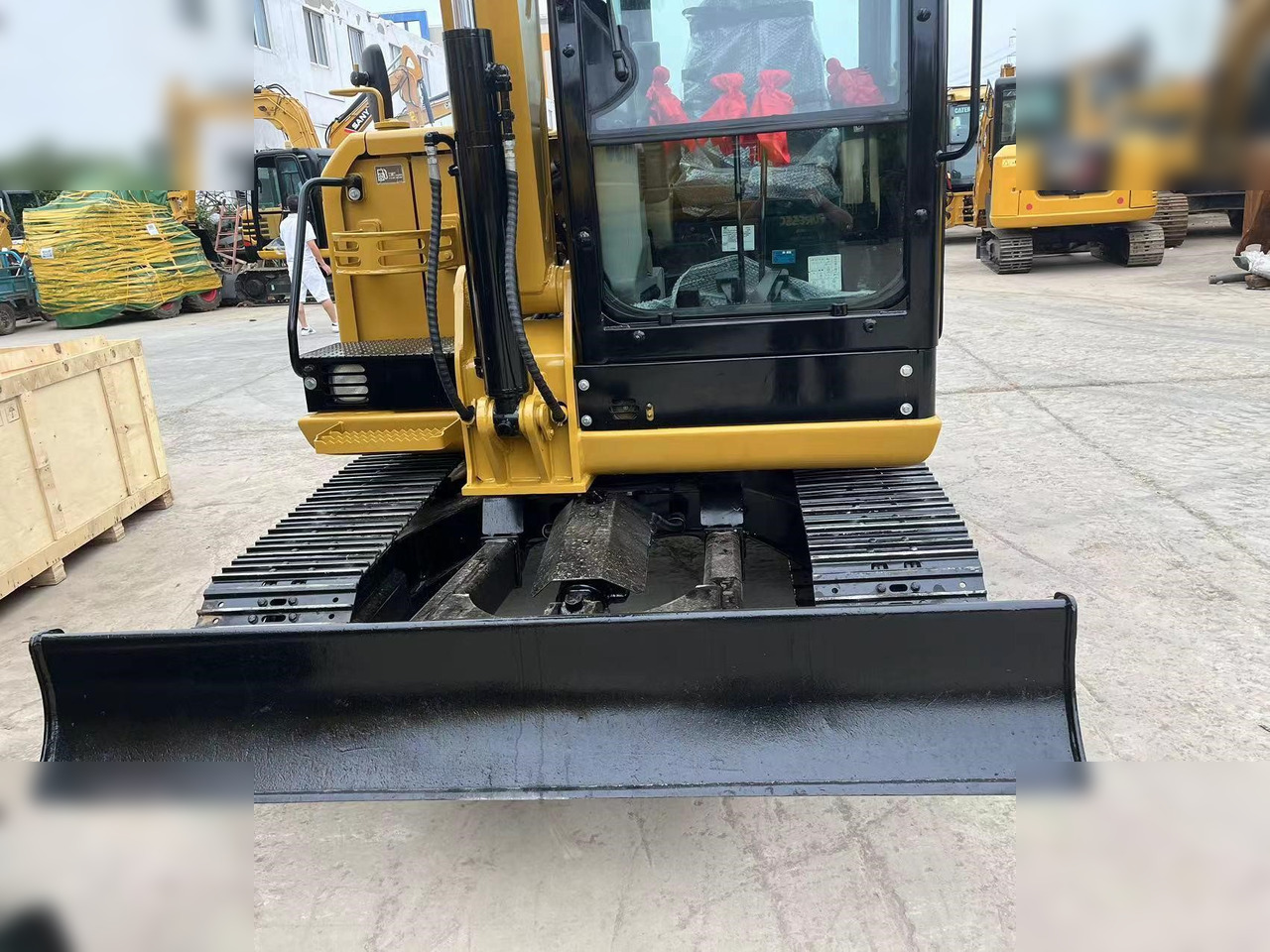 CATERPILLAR 305.5E2 - Mini excavator: picture 3 CATERPILLAR 305.5E2 - Mini excavator: picture 3