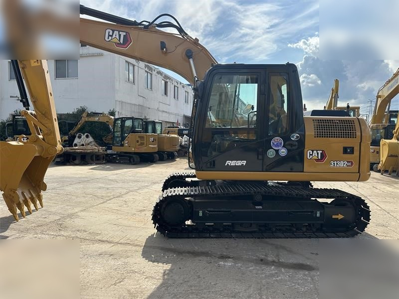CATERPILLAR 313D2 GC - Crawler excavator: picture 1 CATERPILLAR 313D2 GC - Crawler excavator: picture 1