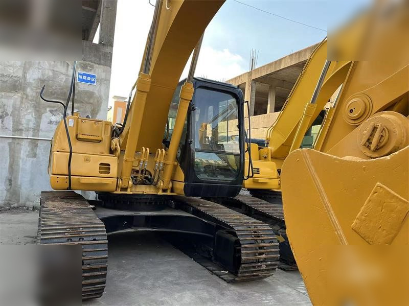 CATERPILLAR 320CL - Crawler excavator: picture 4 CATERPILLAR 320CL - Crawler excavator: picture 4