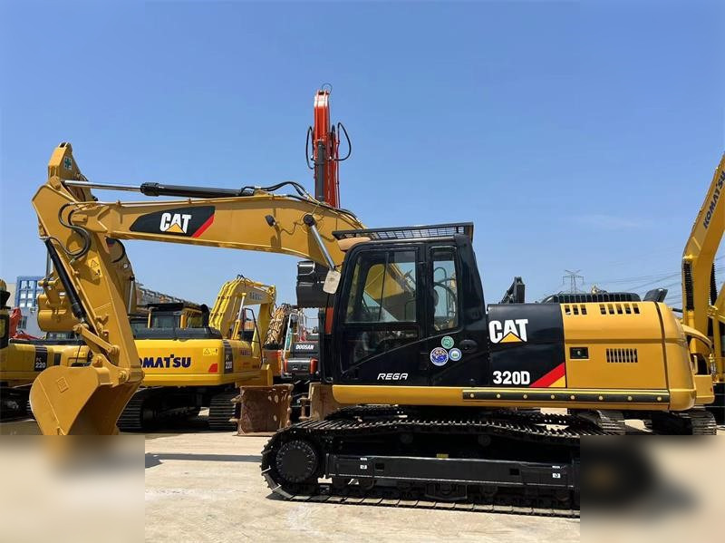 CATERPILLAR 320D - Crawler excavator: picture 1 CATERPILLAR 320D - Crawler excavator: picture 1