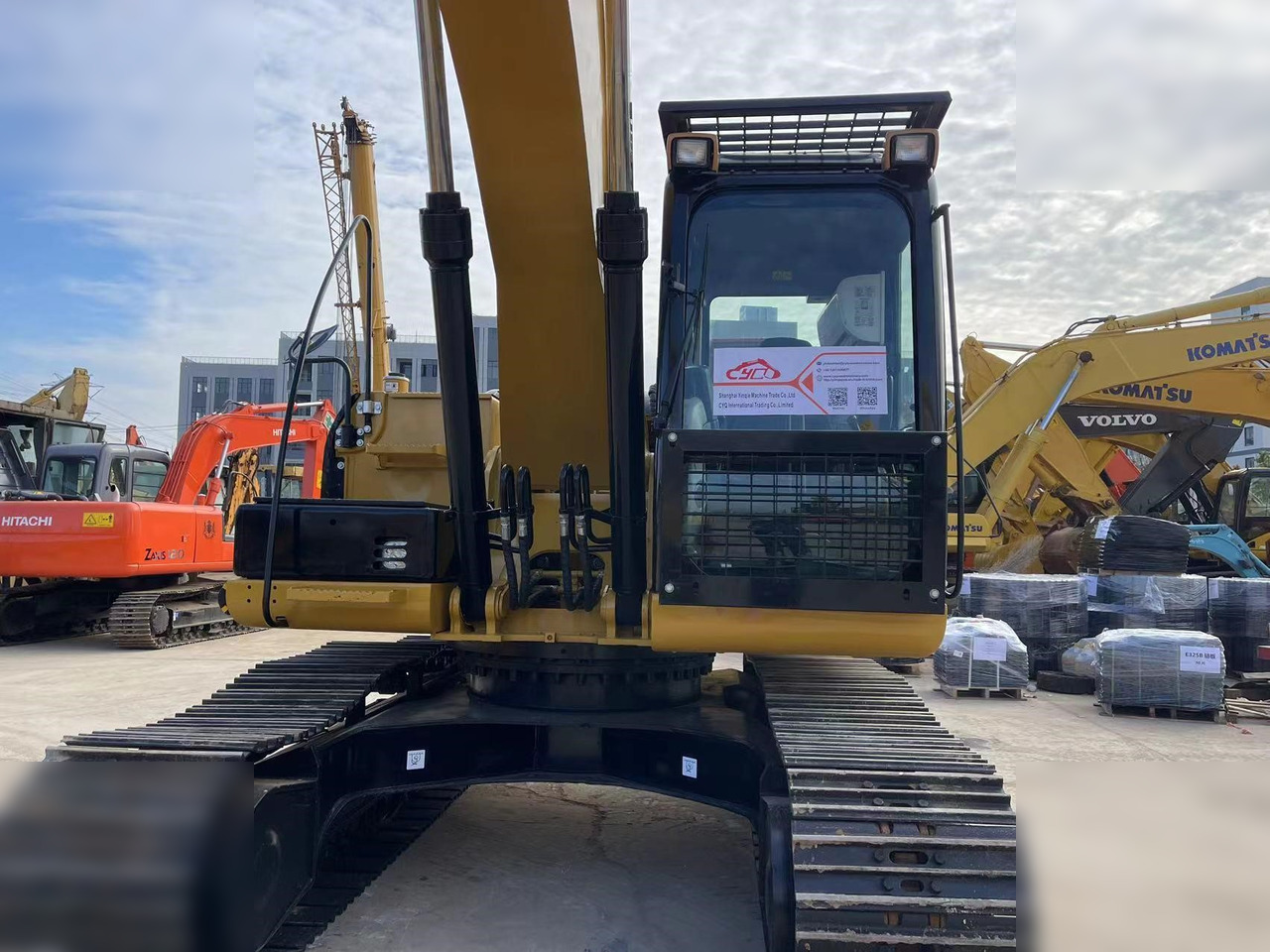CATERPILLAR 320D2 - Crawler excavator: picture 3 CATERPILLAR 320D2 - Crawler excavator: picture 3