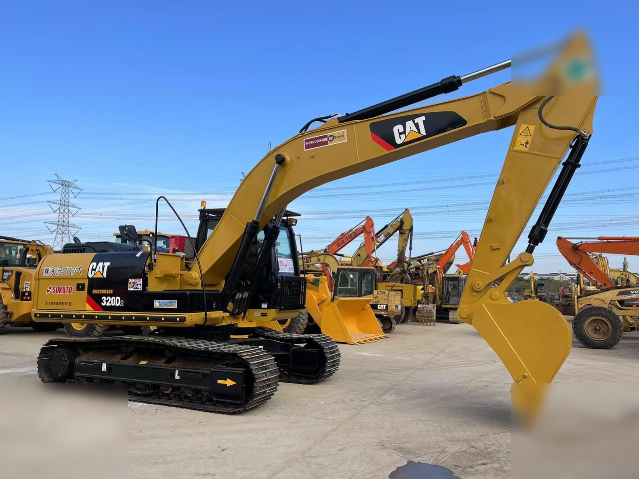 CATERPILLAR 320D2 - Crawler excavator: picture 2 CATERPILLAR 320D2 - Crawler excavator: picture 2