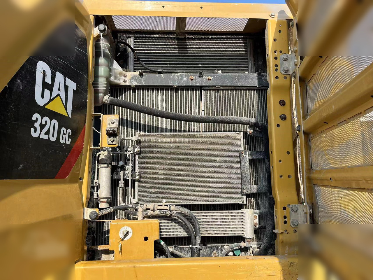 CATERPILLAR 320GC leasing CATERPILLAR 320GC: picture 6