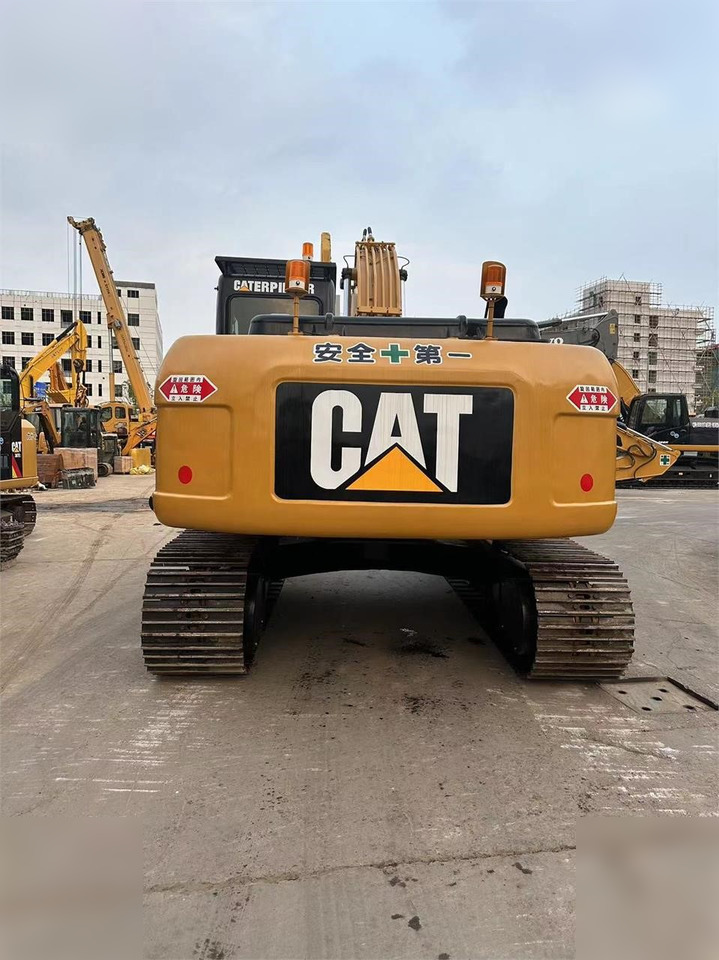CATERPILLAR 323DL - Crawler excavator: picture 2 CATERPILLAR 323DL - Crawler excavator: picture 2