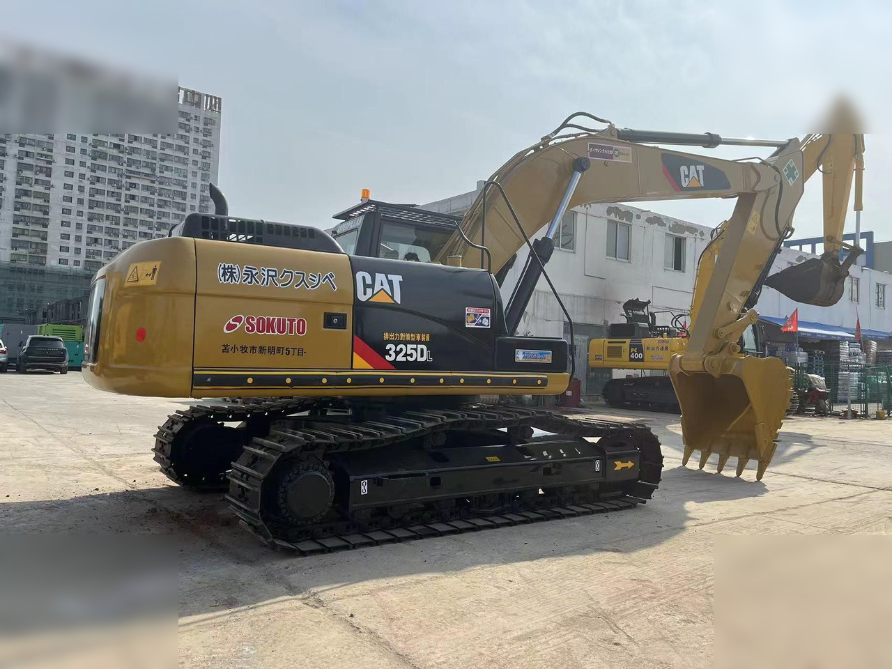 CATERPILLAR 325DL - Crawler excavator: picture 2 CATERPILLAR 325DL - Crawler excavator: picture 2