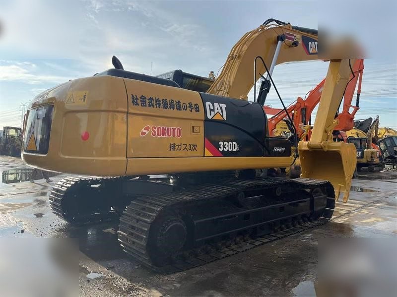 CATERPILLAR 330D - Crawler excavator: picture 3 CATERPILLAR 330D - Crawler excavator: picture 3