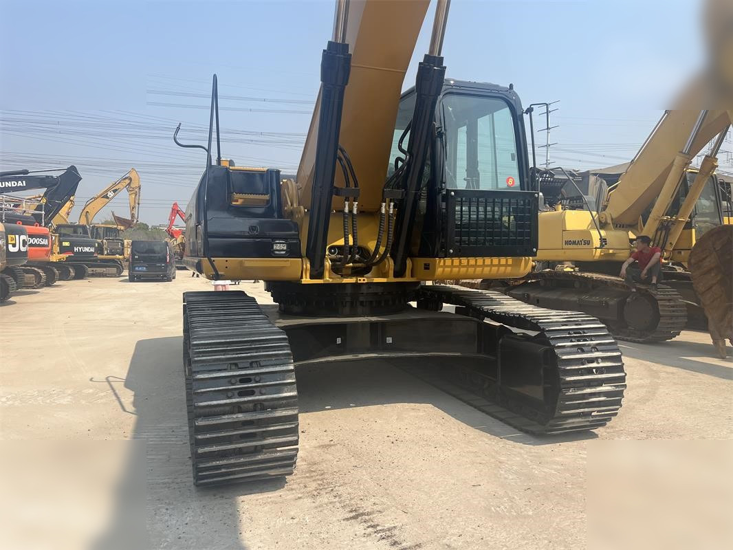 CATERPILLAR 330D - Crawler excavator: picture 4 CATERPILLAR 330D - Crawler excavator: picture 4