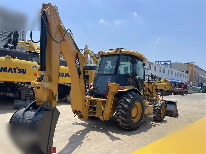 CATERPILLAR 420F - Backhoe loader: picture 2 CATERPILLAR 420F - Backhoe loader: picture 2
