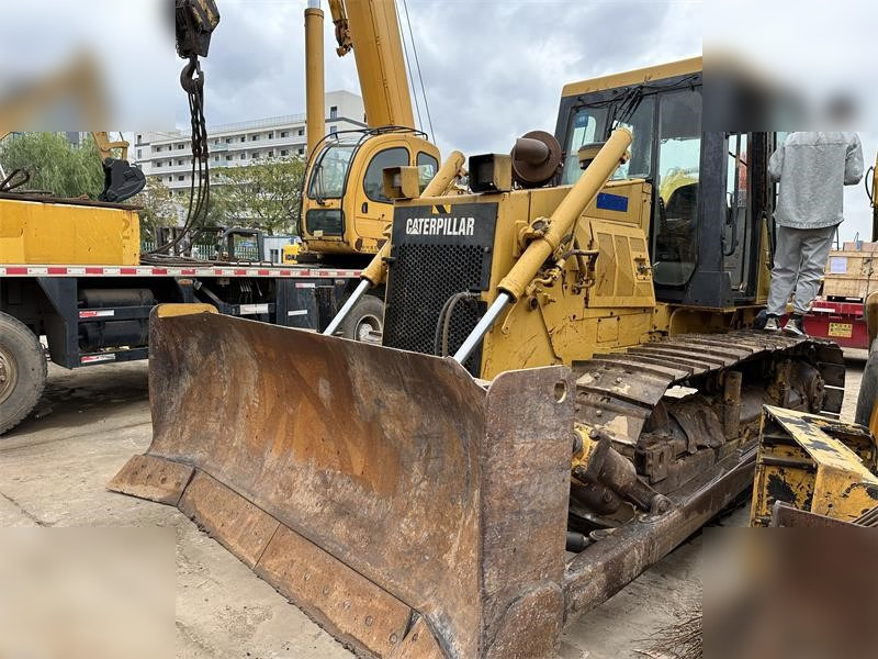 CATERPILLAR D6G2 XL - Bulldozer: picture 3 CATERPILLAR D6G2 XL - Bulldozer: picture 3