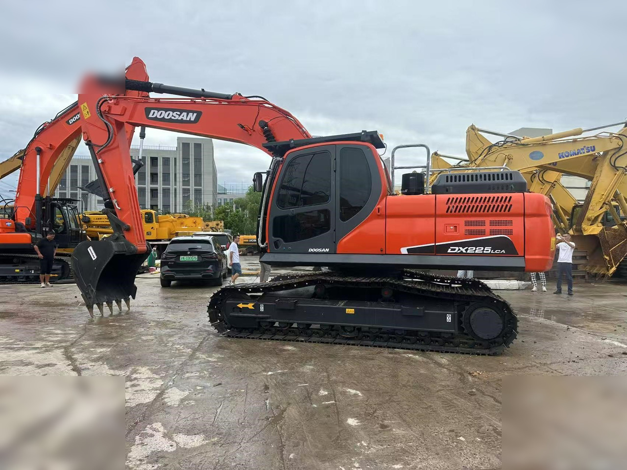 DOOSAN DX225 LCA - Crawler excavator: picture 2 DOOSAN DX225 LCA - Crawler excavator: picture 2