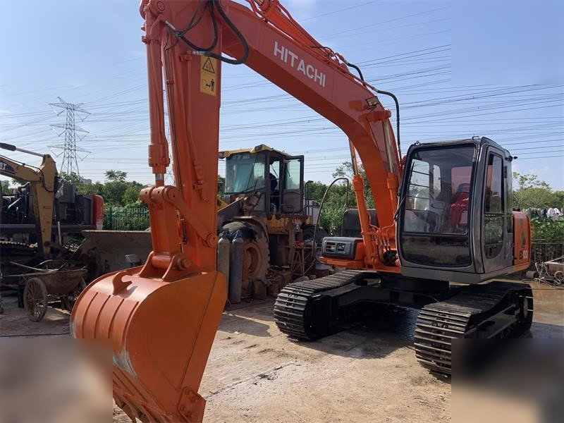 HITACHI EX100 - Crawler excavator: picture 3 HITACHI EX100 - Crawler excavator: picture 3