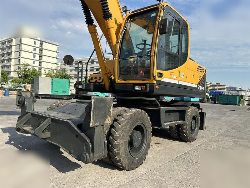 HYUNDAI ROBEX 210W-9 - Wheel excavator: picture 4 HYUNDAI ROBEX 210W-9 - Wheel excavator: picture 4