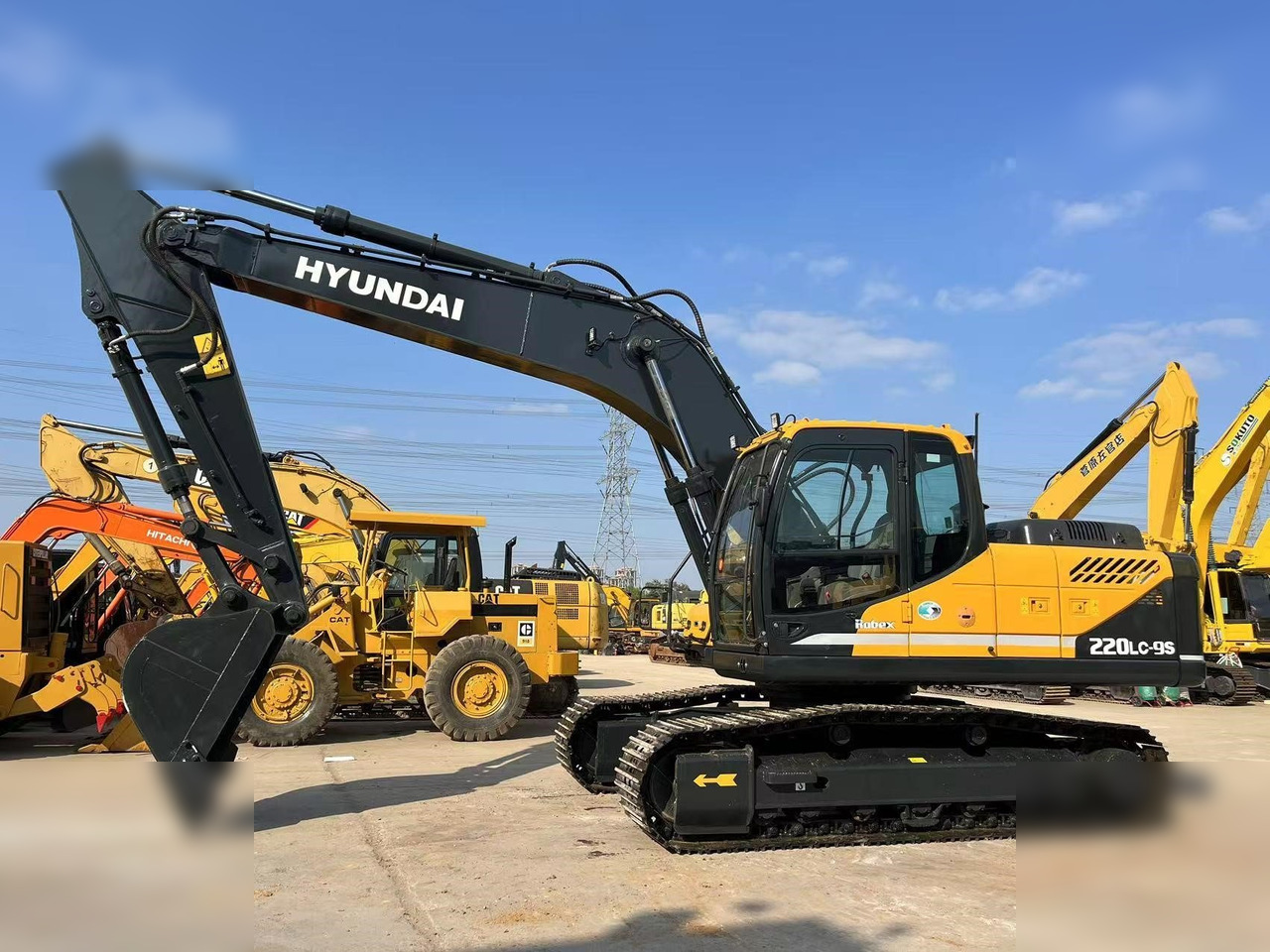 HYUNDAI ROBEX 220 LC-9S - Crawler excavator: picture 1 HYUNDAI ROBEX 220 LC-9S - Crawler excavator: picture 1
