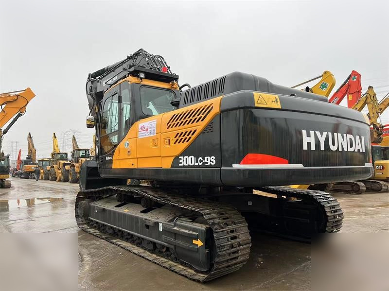 HYUNDAI ROBEX 300 LC-9S - Crawler excavator: picture 5 HYUNDAI ROBEX 300 LC-9S - Crawler excavator: picture 5