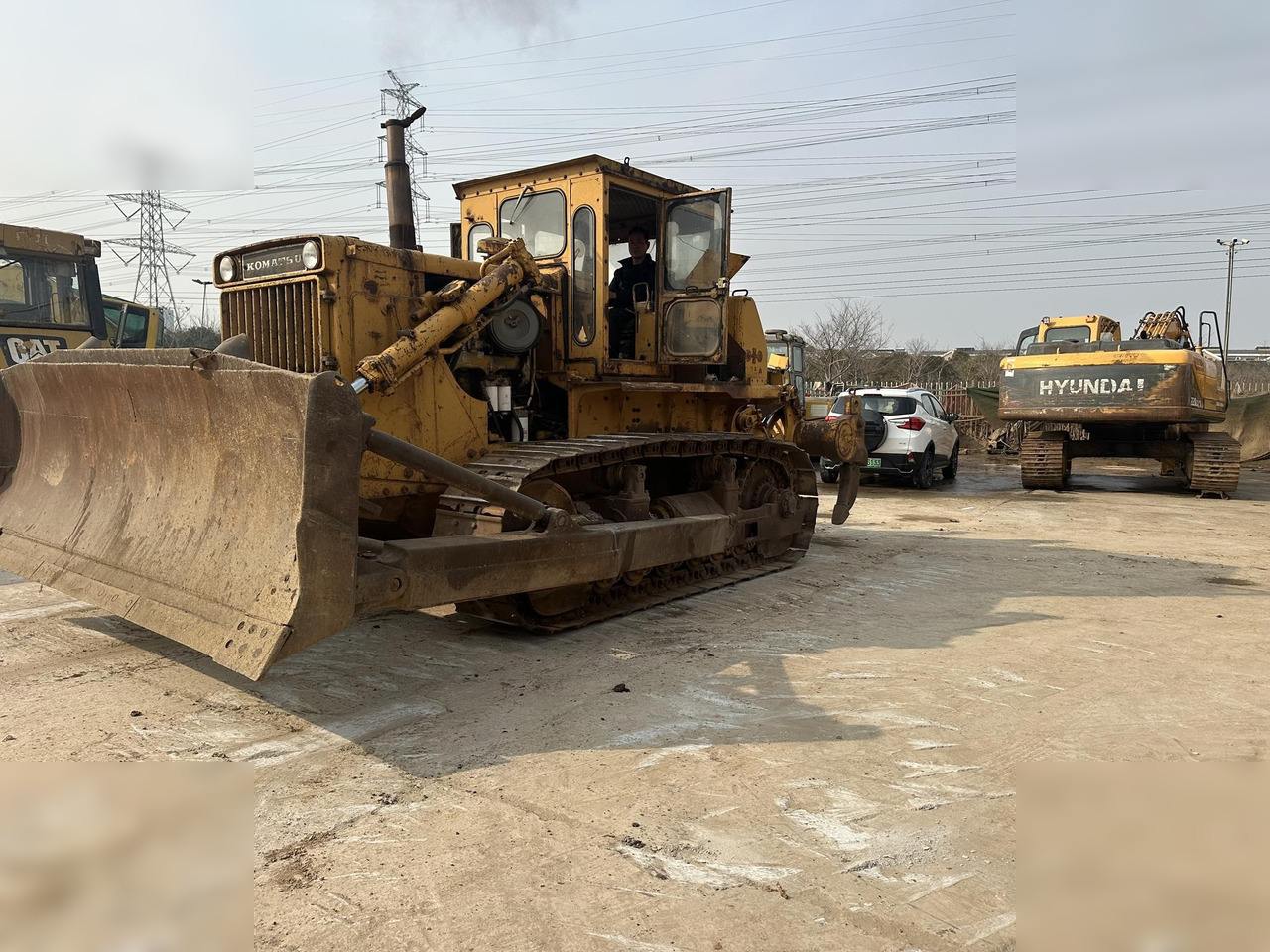 KOMATSU D85-18 - Bulldozer: picture 4 KOMATSU D85-18 - Bulldozer: picture 4