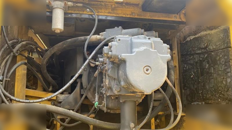 Crawler excavator KOMATSU PC400-8: picture 10