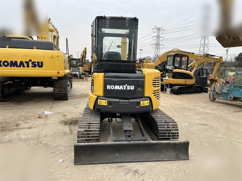 KOMATSU PC50MR-2 - Mini excavator: picture 3 KOMATSU PC50MR-2 - Mini excavator: picture 3