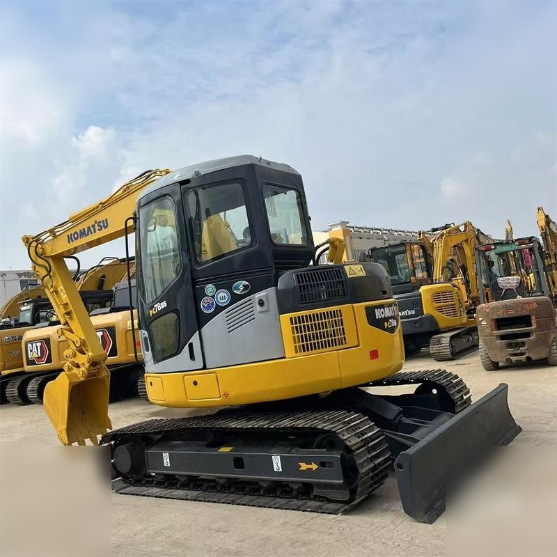 KOMATSU PC78US - Crawler excavator: picture 1 KOMATSU PC78US - Crawler excavator: picture 1