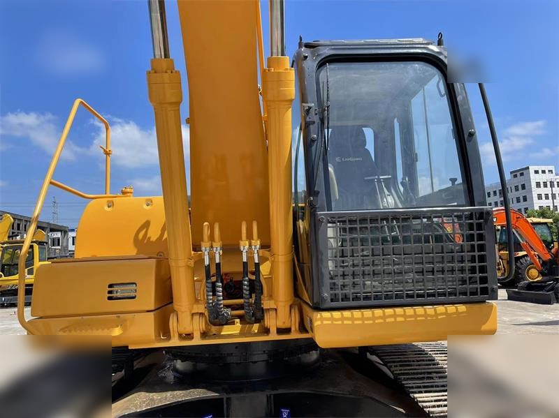 Crawler excavator LIUGONG 922D: picture 14